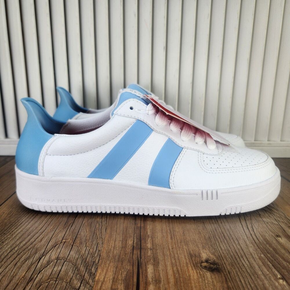 Redvanly Contender S2502 Womens 9.5 White Sky Blue Athletic Spikeless Golf Shoes